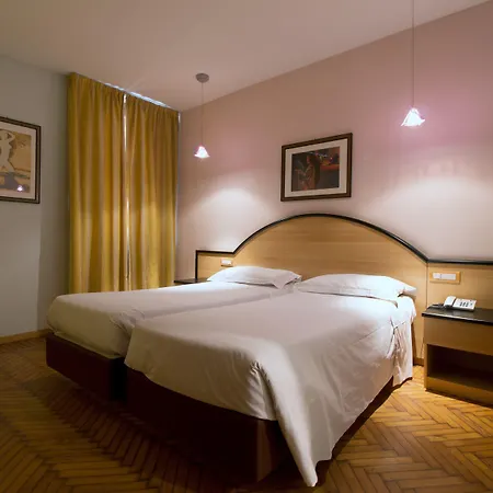 Touring Hotell 3*