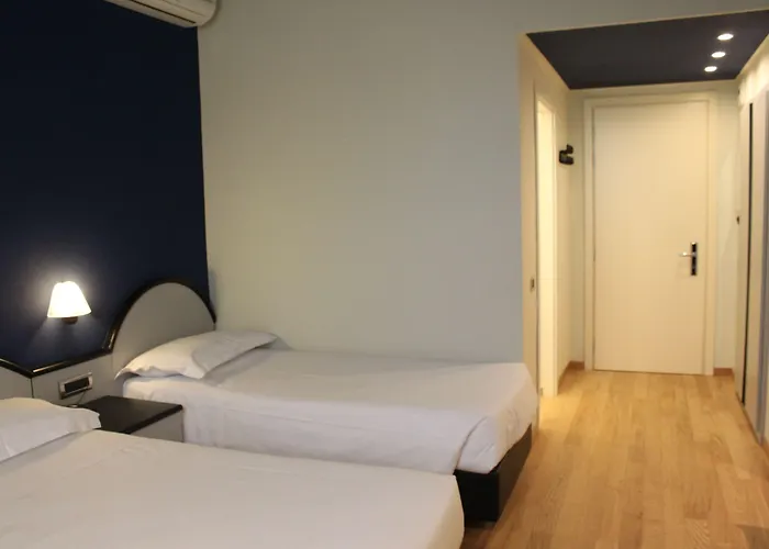 旅游酒店 3* 费拉拉